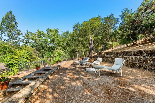 304 High St, Calistoga, CA 94515