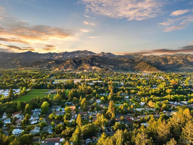 304 High St, Calistoga, CA 94515