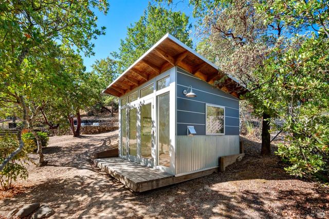 304 High St, Calistoga, CA 94515