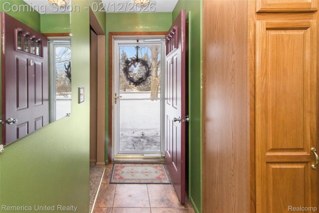 11043 Hamburg Road, Hamburg Township, MI 48189