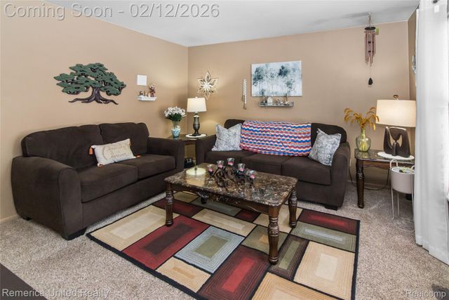 11043 Hamburg Road, Hamburg Township, MI 48189