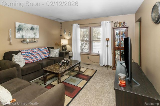 11043 Hamburg Road, Hamburg Township, MI 48189