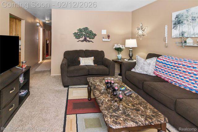 11043 Hamburg Road, Hamburg Township, MI 48189