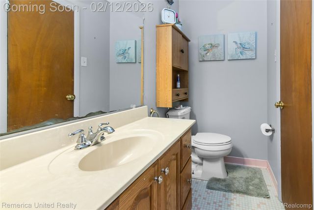 11043 Hamburg Road, Hamburg Township, MI 48189