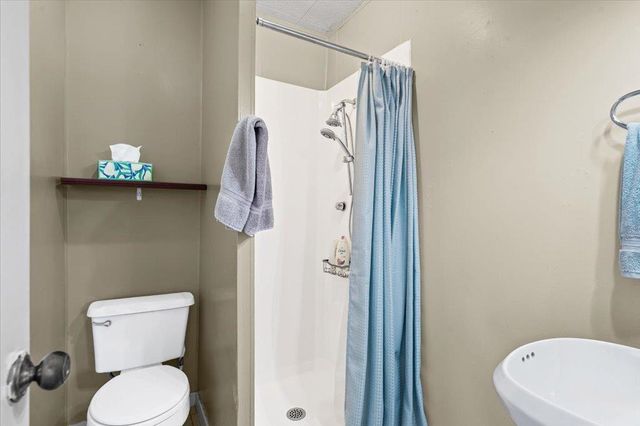 1213 County Road 130, Burnet, TX 78611