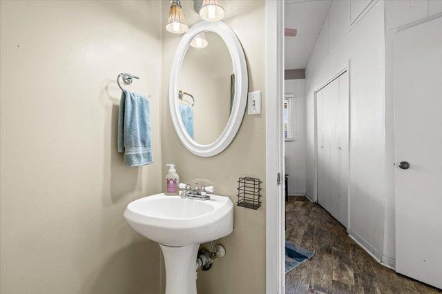 1213 County Road 130, Burnet, TX 78611