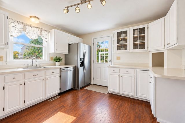 26 Crestwood Cir, Lawrence, MA 01843