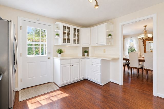 26 Crestwood Cir, Lawrence, MA 01843