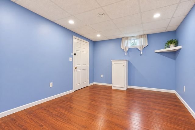 26 Crestwood Cir, Lawrence, MA 01843