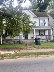 1215 Tazewell AVE, Roanoke, VA 24013
