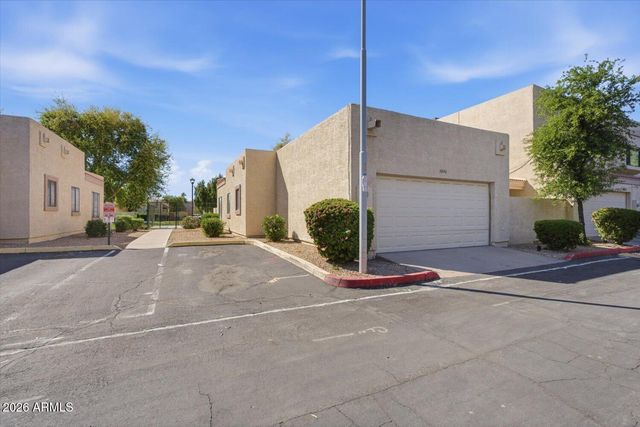 8840 N 47TH Drive, Glendale, AZ 85302