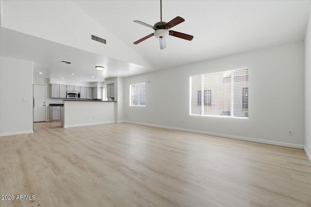 8840 N 47TH Drive, Glendale, AZ 85302