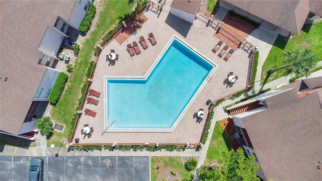 2504 CITRUS CLUB LANE 301, Orlando, FL 32839