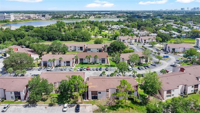 2504 CITRUS CLUB LANE 301, Orlando, FL 32839