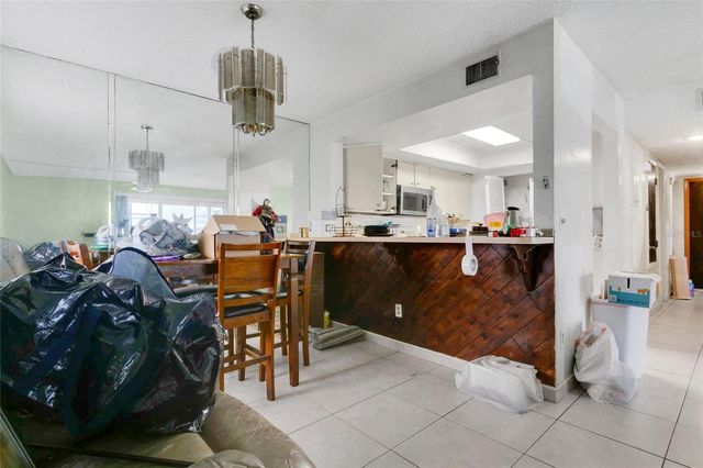 2504 CITRUS CLUB LANE 301, Orlando, FL 32839