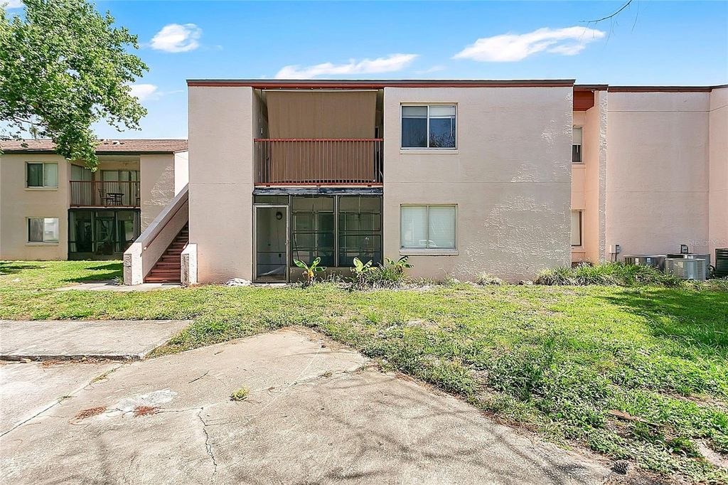2504 CITRUS CLUB LANE 301, Orlando, FL 32839