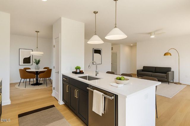 400 Blackwell Drive 205, Chapel Hill, NC 27514