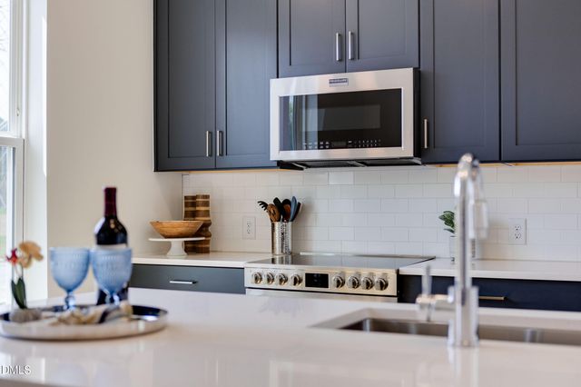 400 Blackwell Drive 205, Chapel Hill, NC 27514