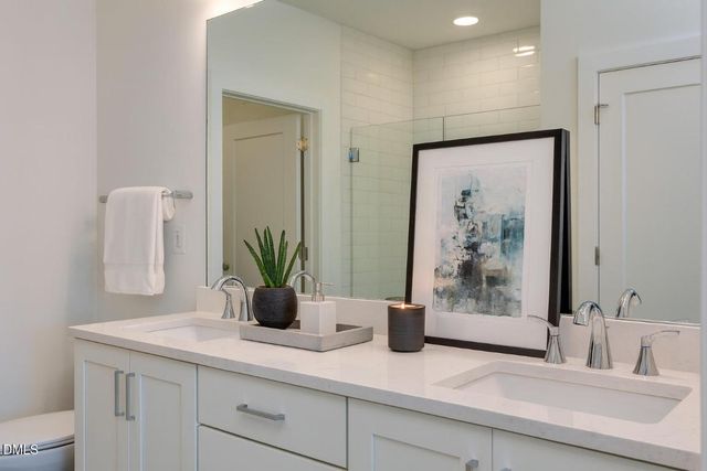 400 Blackwell Drive 205, Chapel Hill, NC 27514