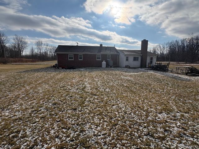 30605 25 Mile Road, New Baltimore, MI 48051