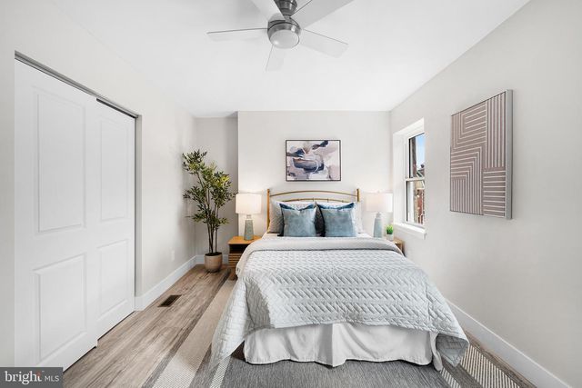 335 GREENWICH ST, Philadelphia, PA 19147