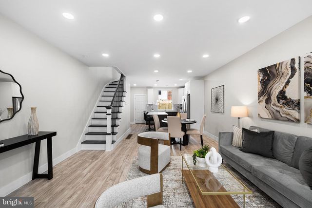 335 GREENWICH ST, Philadelphia, PA 19147