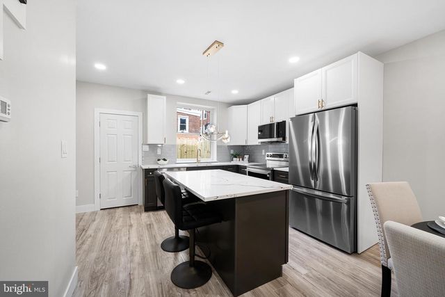 335 GREENWICH ST, Philadelphia, PA 19147