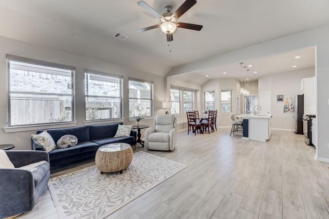 111 Sugar Peak Court, Montgomery, TX 77316