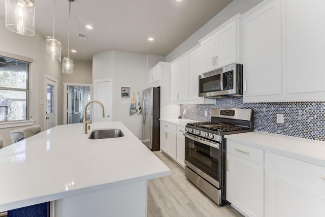 111 Sugar Peak Court, Montgomery, TX 77316