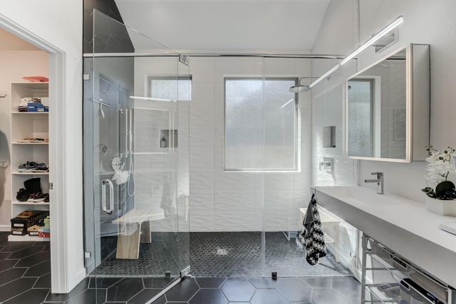 111 Sugar Peak Court, Montgomery, TX 77316