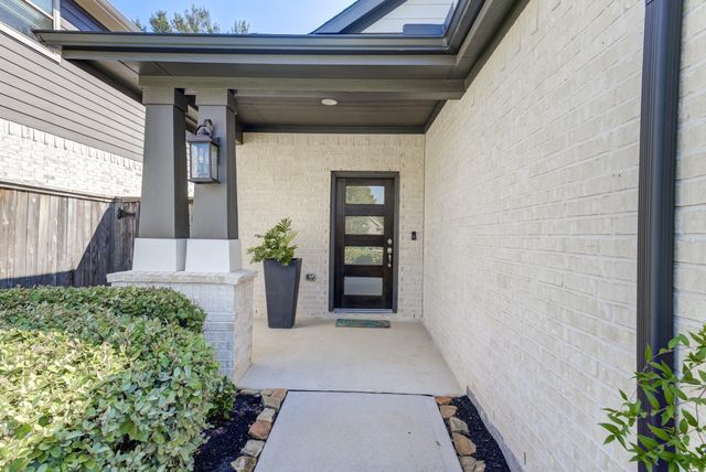 111 Sugar Peak Court, Montgomery, TX 77316