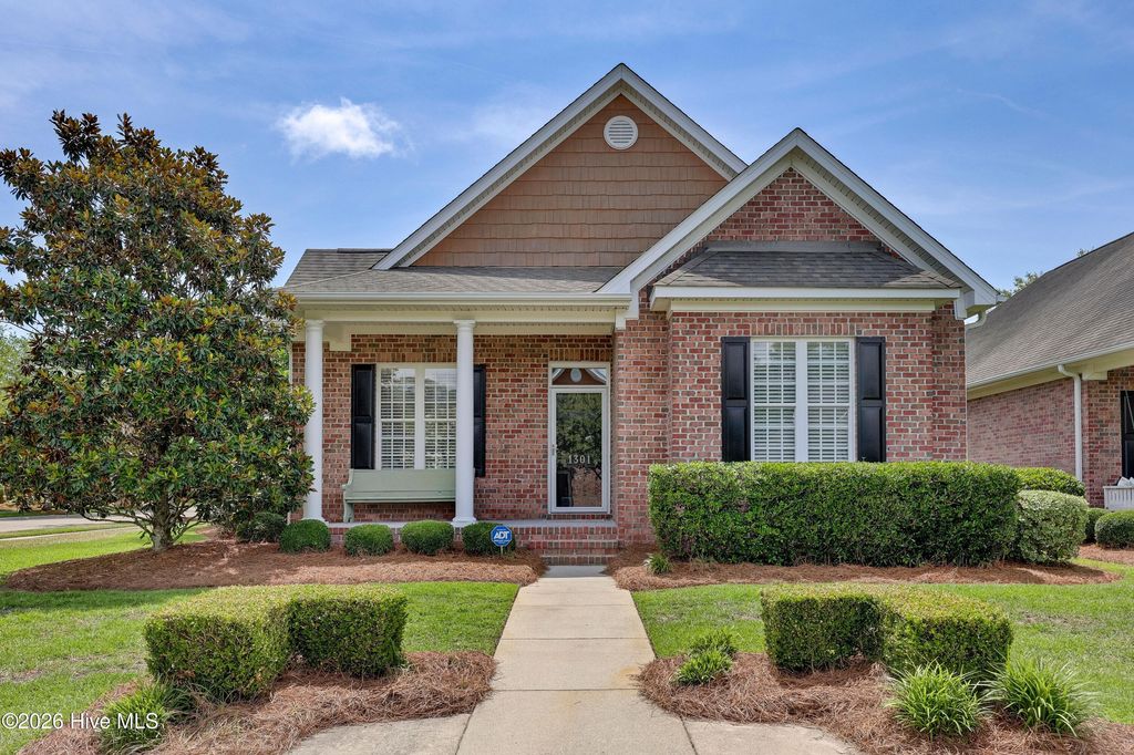 1301 Kingfisher Court, Wilmington, NC 28403