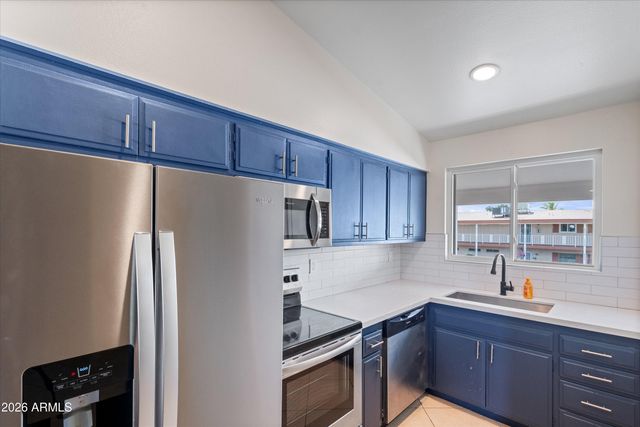 10840 N FAIRWAY Court W, Sun City, AZ 85351