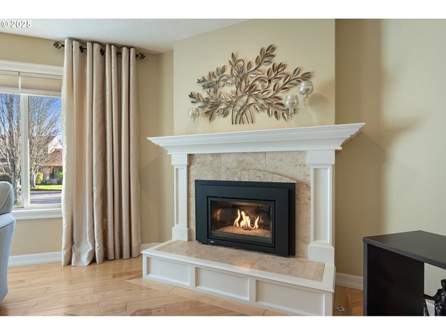 10350 Sw GREENLEAF Ter, Portland, OR 97224