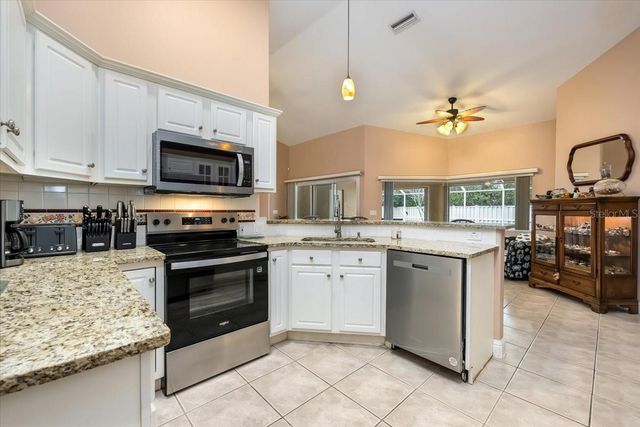 13 WENTWORTH LANE, Palm Coast, FL 32164