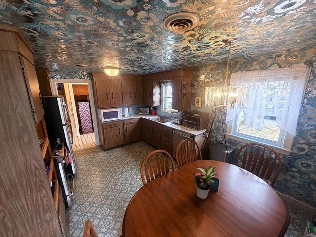 53 Yale Road, Needham, MA 02494