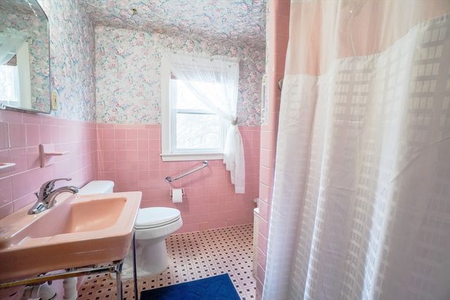 53 Yale Road, Needham, MA 02494