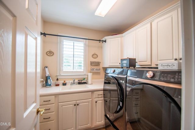 5708 Castlebrook Drive, Raleigh, NC 27604