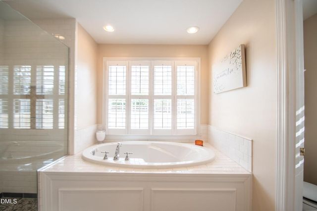 5708 Castlebrook Drive, Raleigh, NC 27604