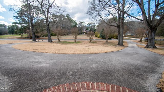 5708 Castlebrook Drive, Raleigh, NC 27604