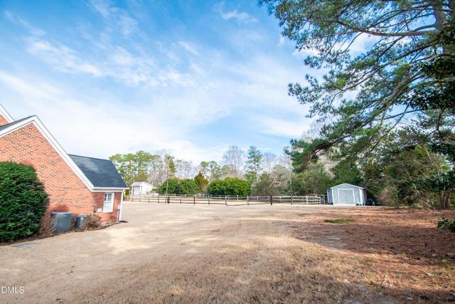 5708 Castlebrook Drive, Raleigh, NC 27604