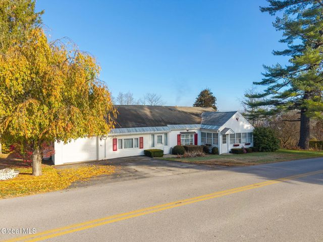 114 Seebers Lane, Canajoharie, NY 13317