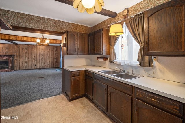 114 Seebers Lane, Canajoharie, NY 13317