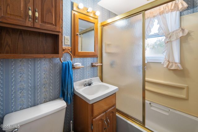 114 Seebers Lane, Canajoharie, NY 13317