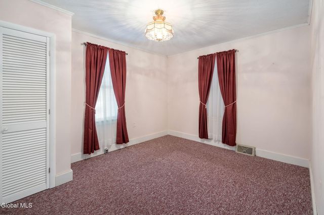 114 Seebers Lane, Canajoharie, NY 13317