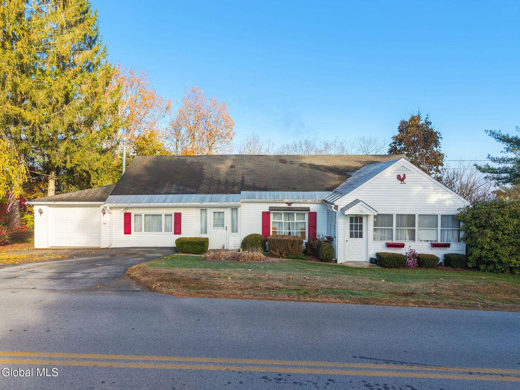 114 Seebers Lane, Canajoharie, NY 13317