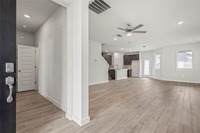 187 Everglades DR, Kyle, TX 78640