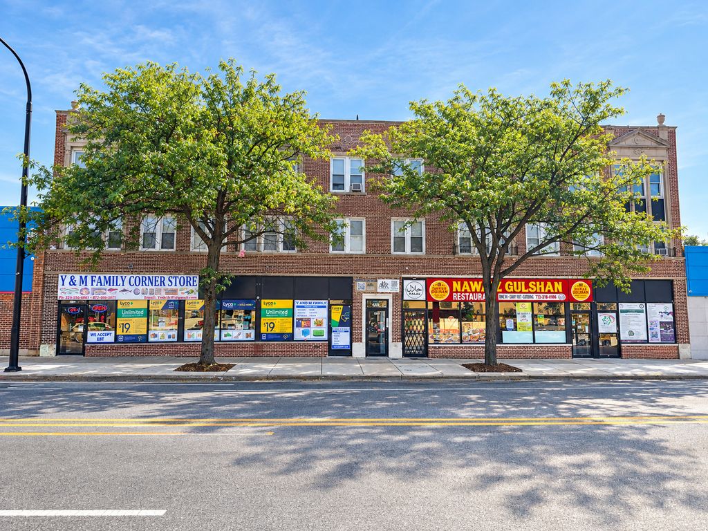 6235 N Western Avenue, Chicago, IL 60659