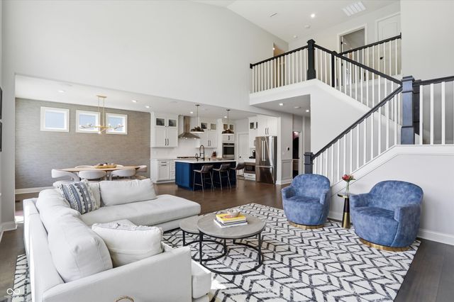 5166 Peachtree Road, Zionsville, IN 46077