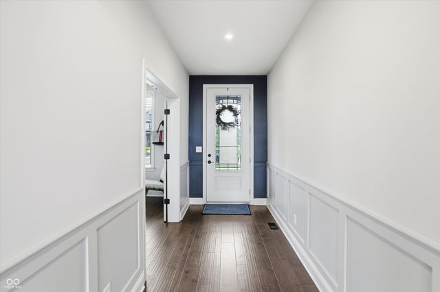 5166 Peachtree Road, Zionsville, IN 46077